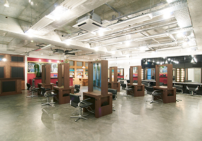 【美容院】assort International Hair Salon Tokyo／インテリアコーディネート